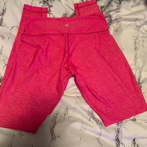 Lululemon - Size 6 - Wunder Under Tight 28”
